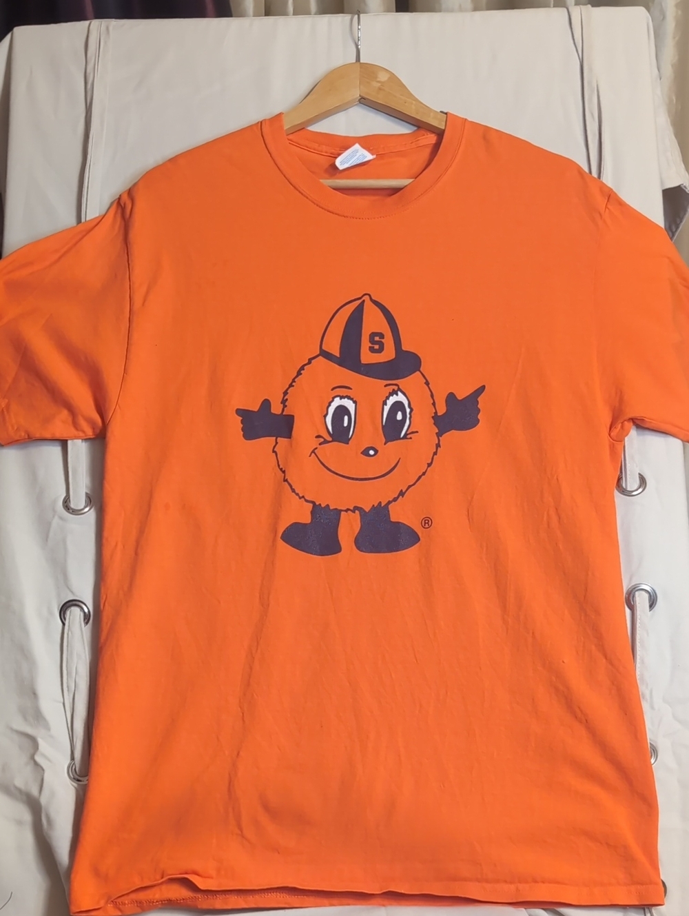 Syracuse Otto Mascot Orange T-shirt Fan Gear.